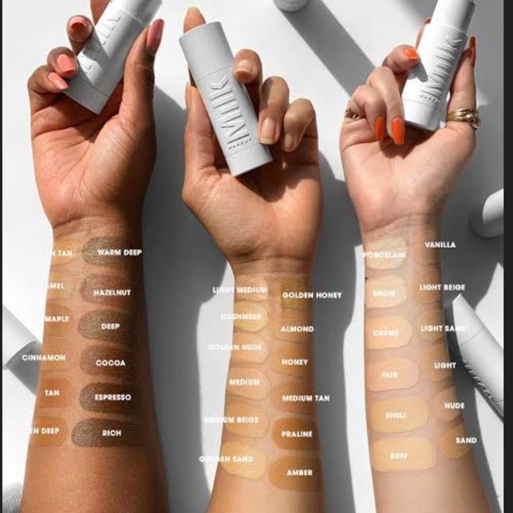Milk VANILLA Flex Foundation Stick - Beige Tone - Picture 3 of 8